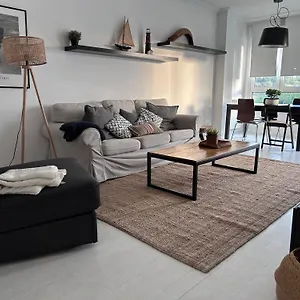 White Cozy Flat In Donostia , San Sebastián España
